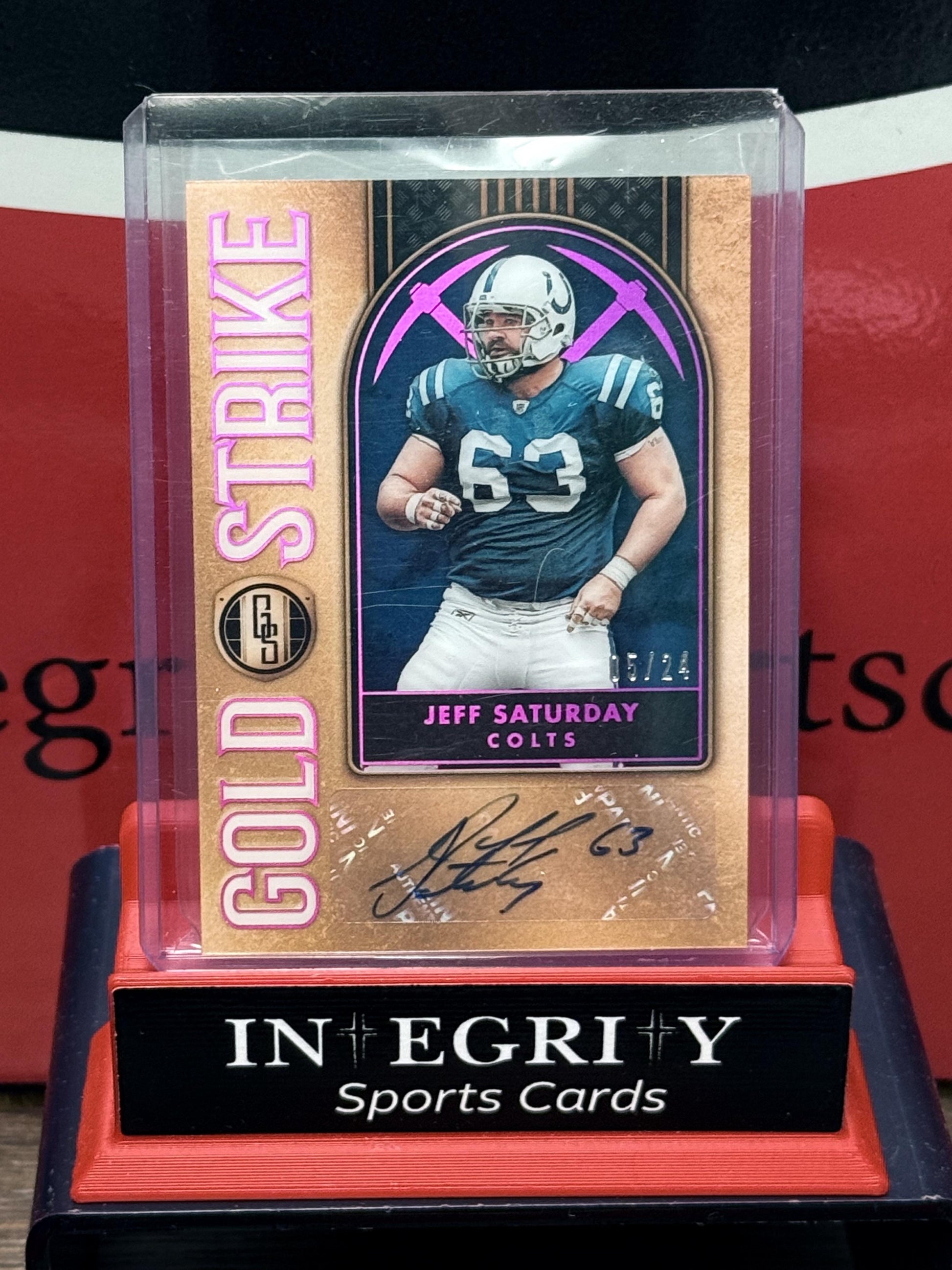Jeff Saturday AUTO 05/24 - 2023 Panini Gold Standard Football Gold Strike #GS-JS
