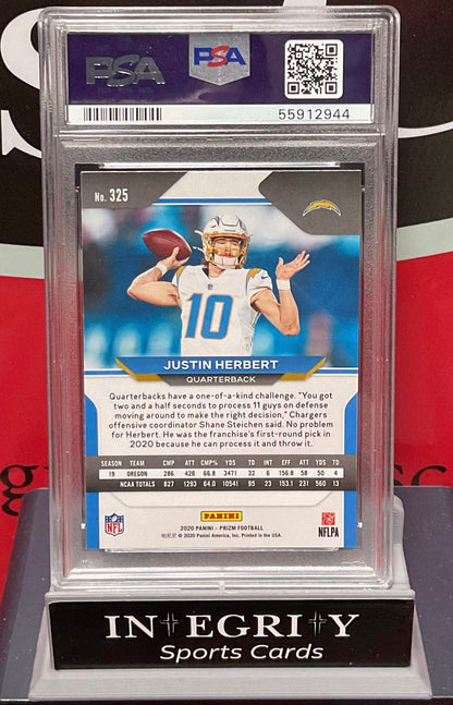 2020 Panini Prizm #325 Justin Herbert PSA 10